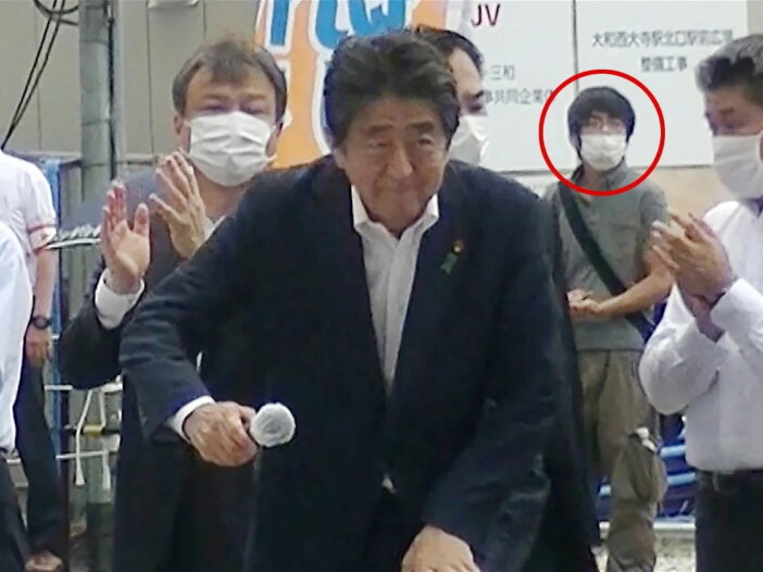 assassinio abe